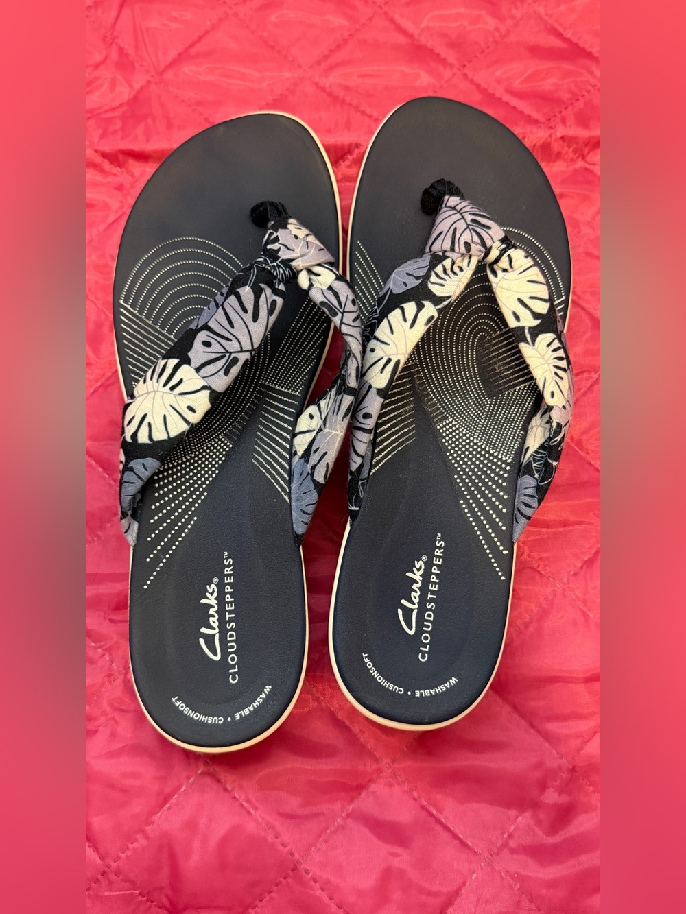 Clarks Cloudsteppers Black Sandal with Floral Twist Strap
